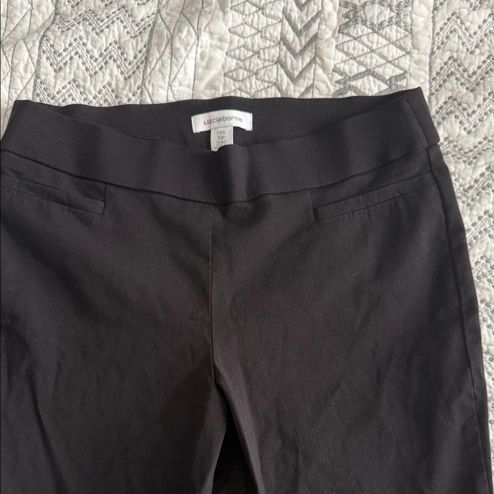 Liz Claiborne Black Slim Ponte Pull-On Pants